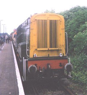 Diesel shunter 08 123 at Cholsey