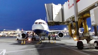 Night time, 'air-side', Heathrow (Rob Holder) Night time, 'air-side', Heathrow