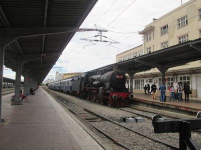 Steam locomotive CFR 230.515 with the Romanian royal family's royal train, at Gare de Nord, Bucharest, May 2017 - User:TrainSimFan - via Wikimedia Commons Romanian royal train at Gare De Nord, Bucharest