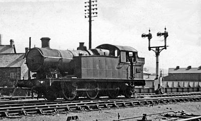 1946 view of steam locomotive, GWR '5600' class 0-6-2T