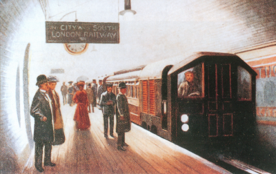 A postcard for the Central London Railway showing a train at Bank station – circa 1903, author unknown Central London Railway train at Bank station